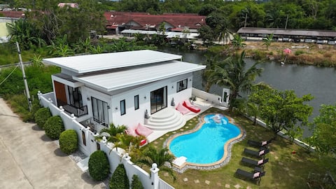 Coconut Paradise Private Pool Lake view Villa