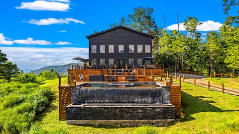 Luxury Smoky Mtn Cabin | Infinity Pool & Views