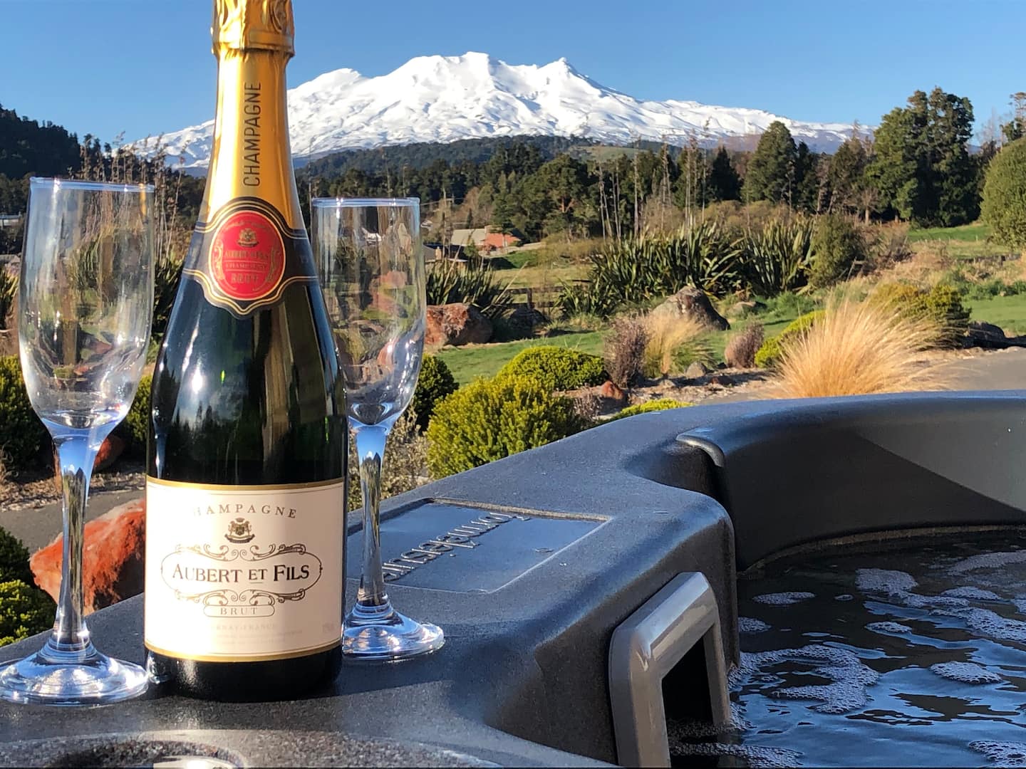 Classy Yurt With Incredible View 1