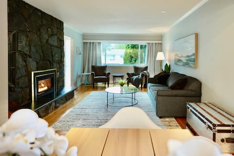 3 King beds plus a Sofa Bed, Fireplace and BBQ