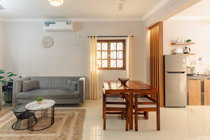 Living room image 4