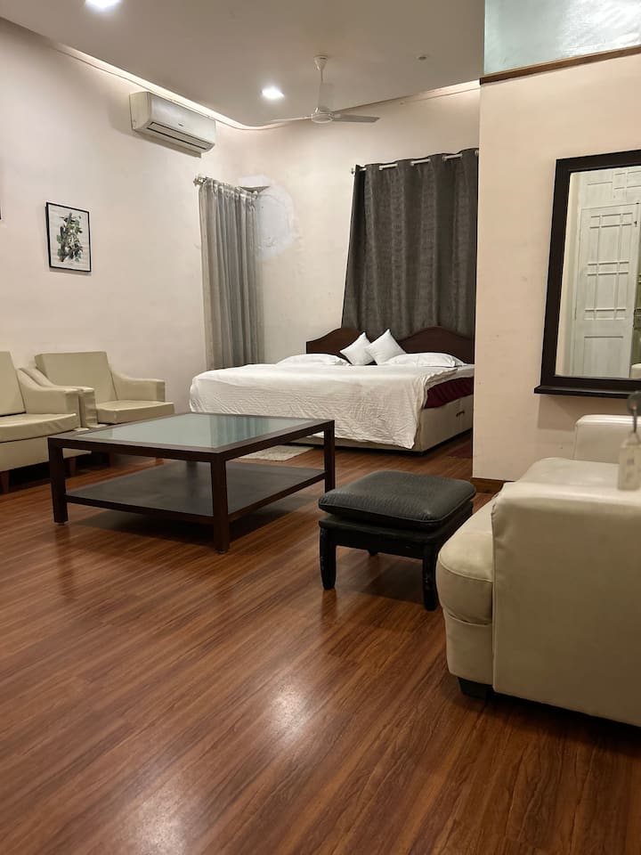 غرفة النوم 1