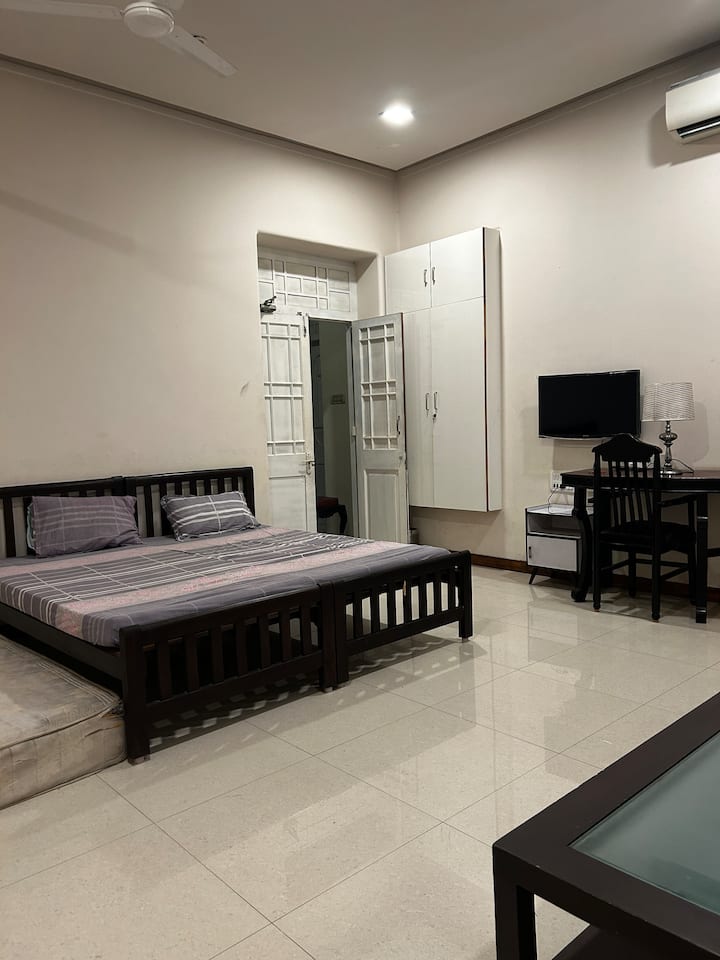 غرفة النوم 2