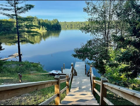 Mio Cottage on the River