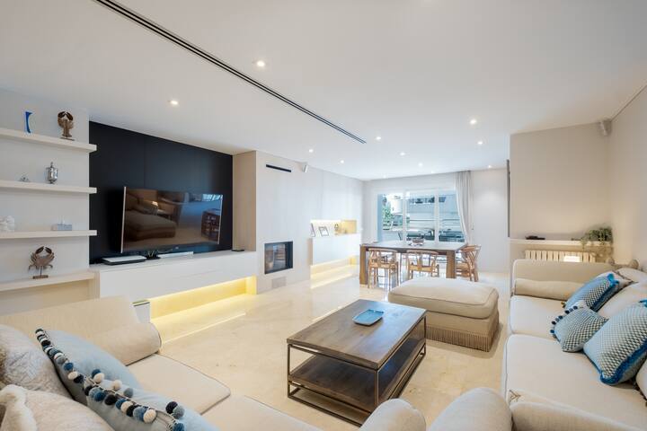 Palmera Group managed Airbnb listing 2