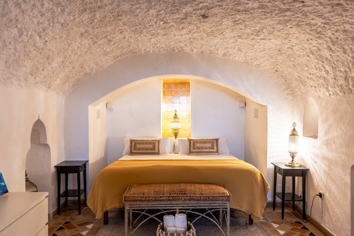 ¡Preciosa Cueva A Los Pies De La Alhambra! - Grenada