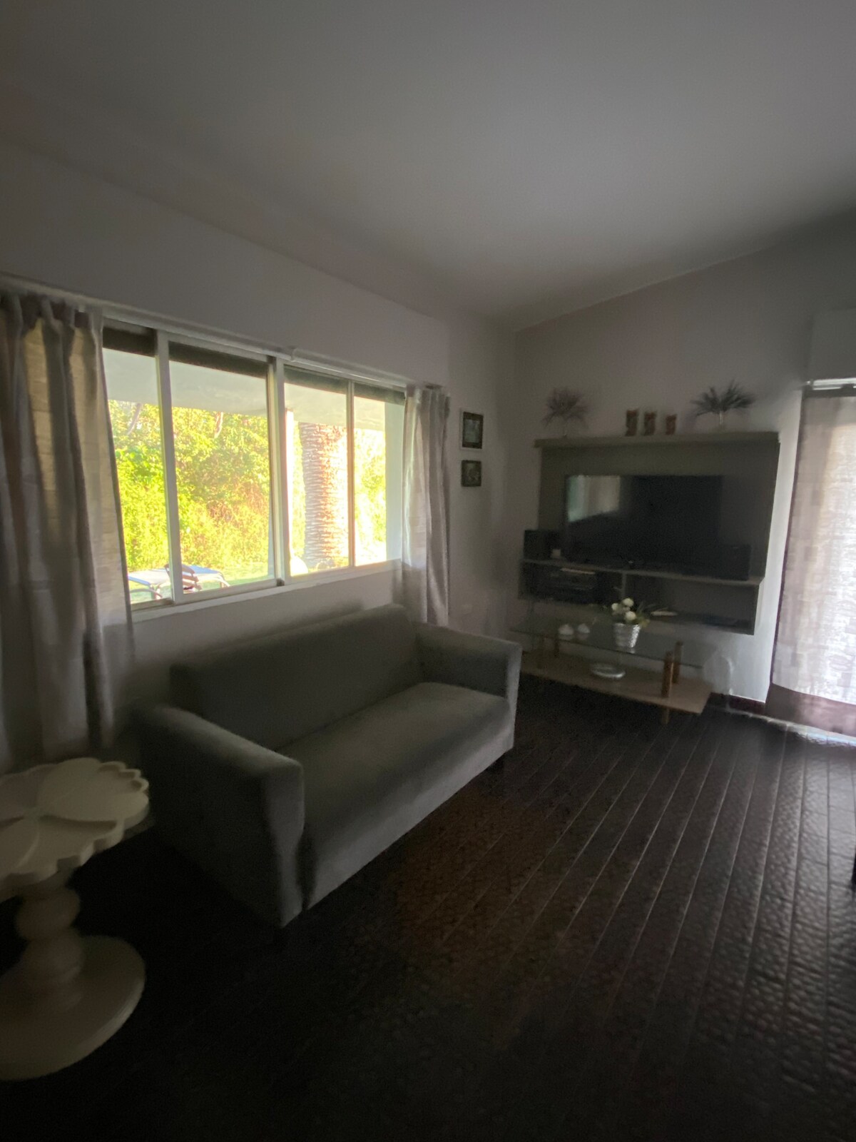 Top Airbnb: House with a coast on Lake San Roque a Villa Parque Siquiman