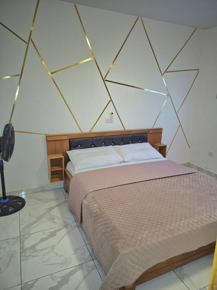 საძინებელი 2