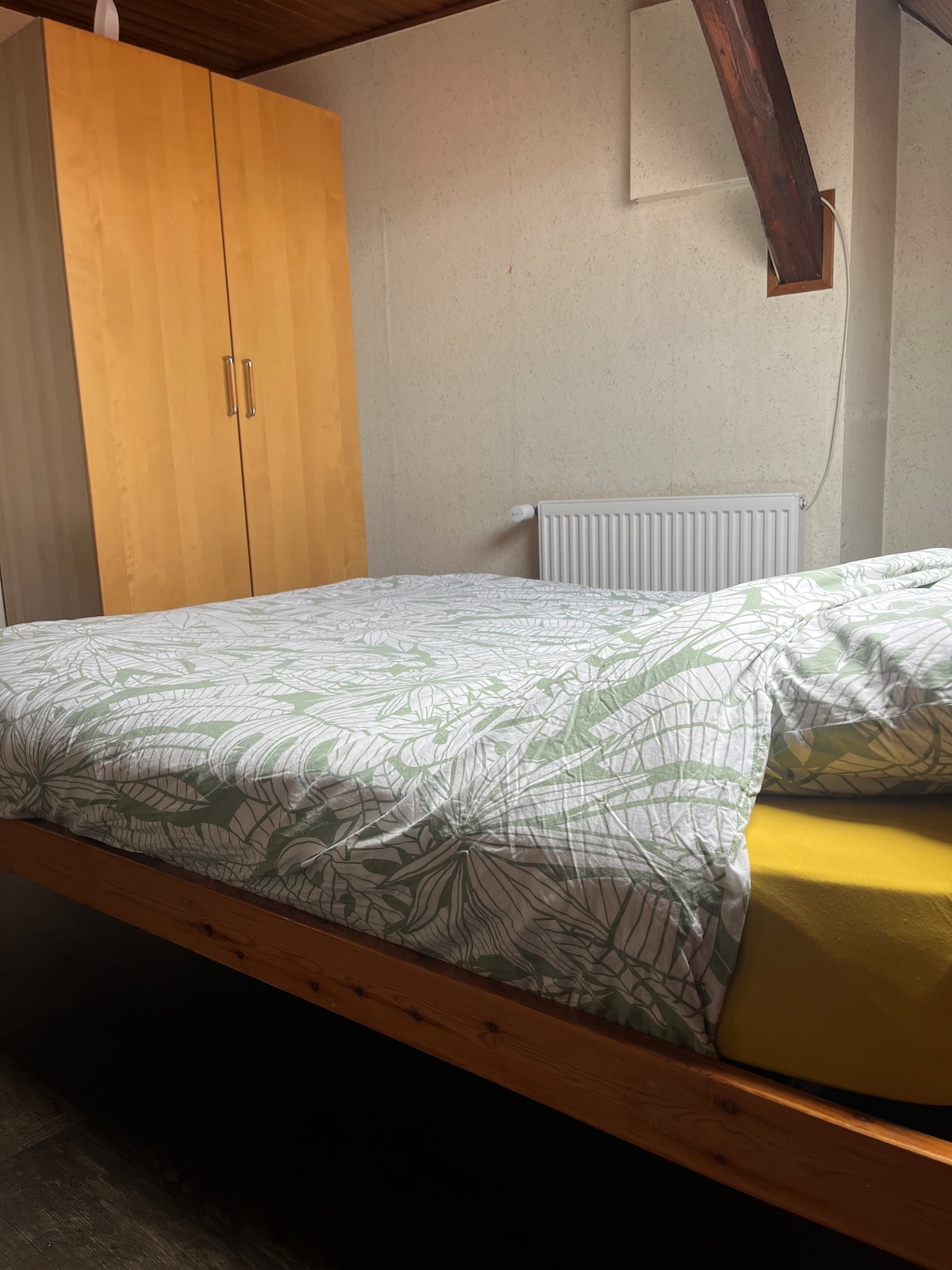 საძინებელი 4