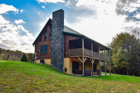 Cabin for 12 Hot Tub & Pets
