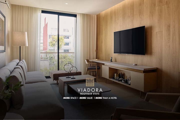 Polanco – Balcony Suite Live/Work 2BR/2BA 6 PAX