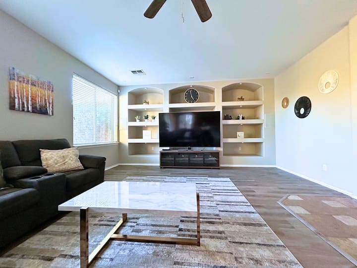 Calming 5 Bed, 3 Bath, In Good Location - Maricopa, AZ