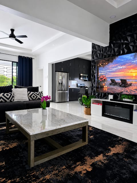Luxe Ocean View Villa | Pool, Spa & Chef Service.