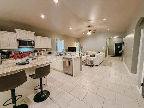 Spacious 4 bedroom, 3 full bath home w/ 5 beds!