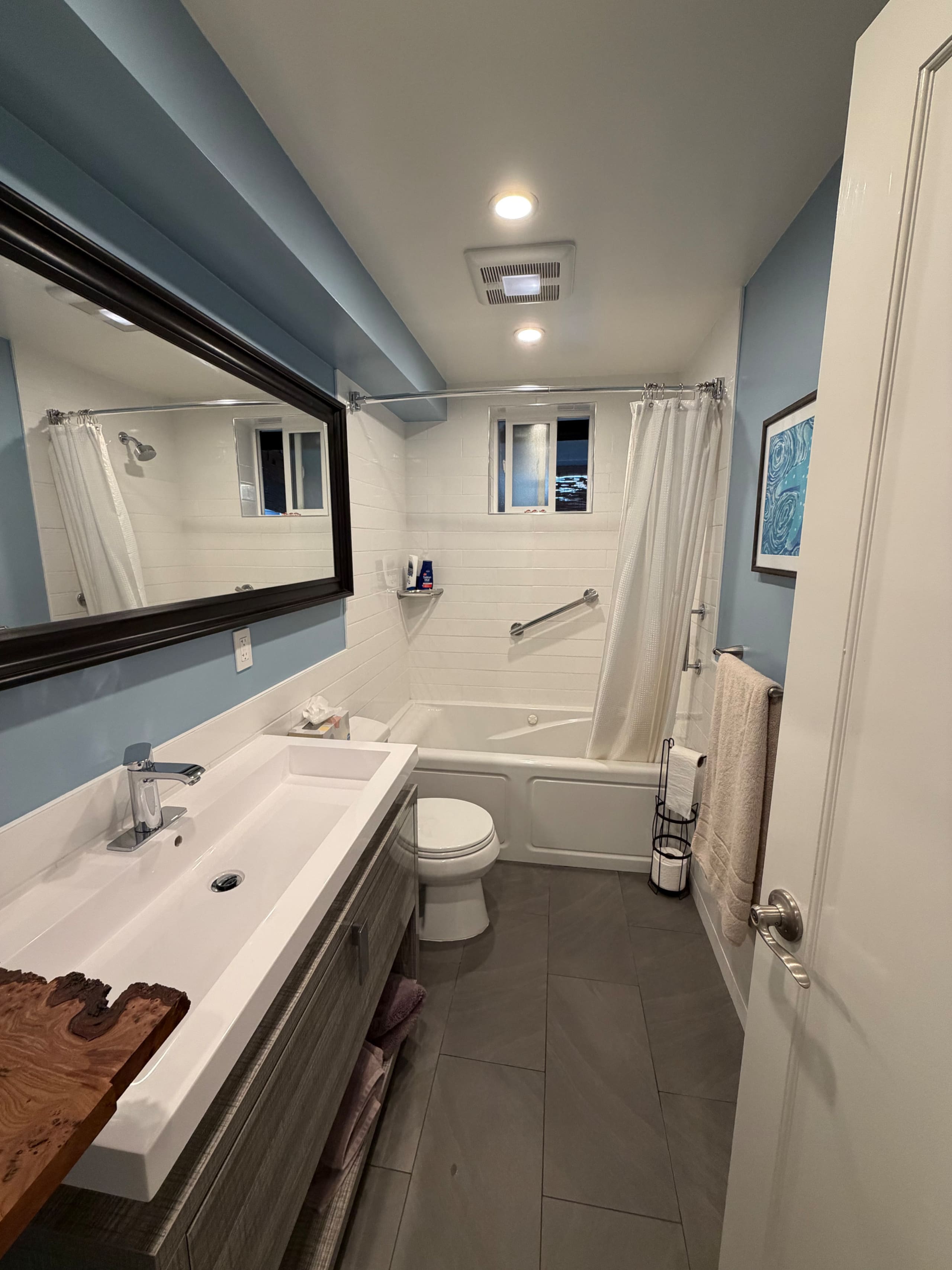 Home in San Francisco · ★4.98 · Studio · 1 bed · 1 bath - Image 4