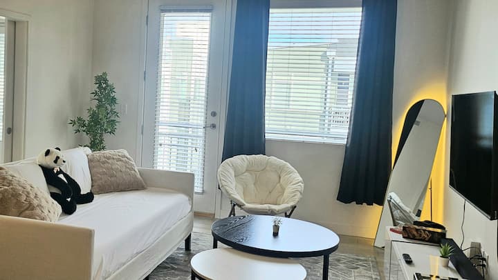 Resort Style 1kng & Twin Apt W/ Gym/ Pool/ Hot Tub - Salt Lake City, UT