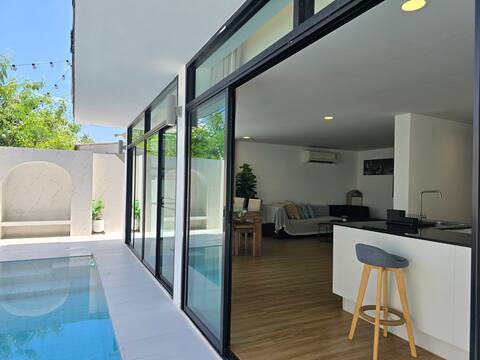 Joy private pool villa 4 BR