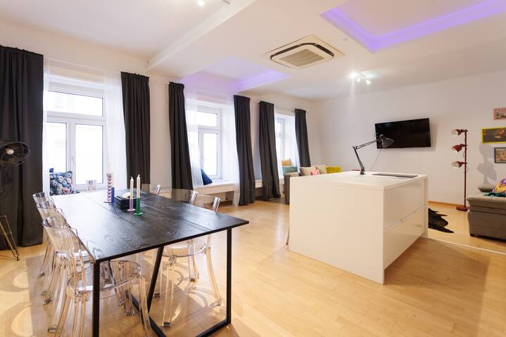 Luxury City Central Suite gallery image 2