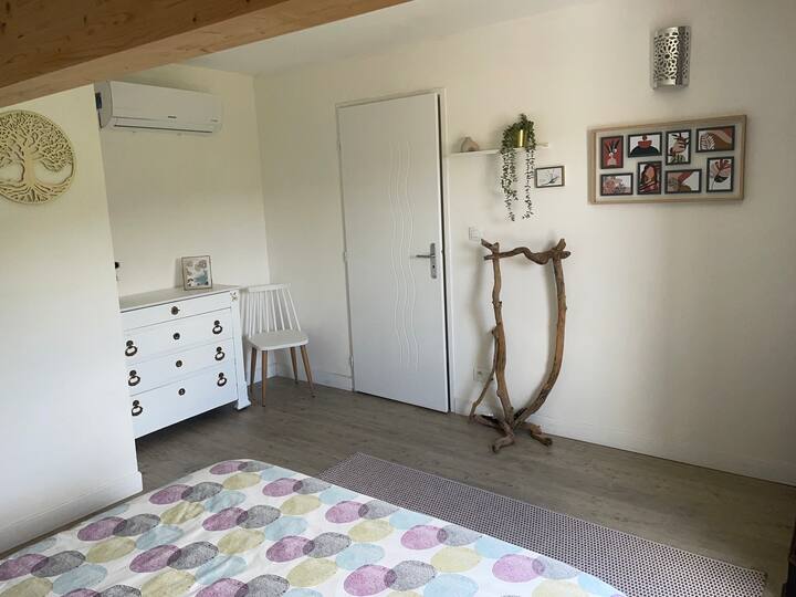 საძინებელი 1