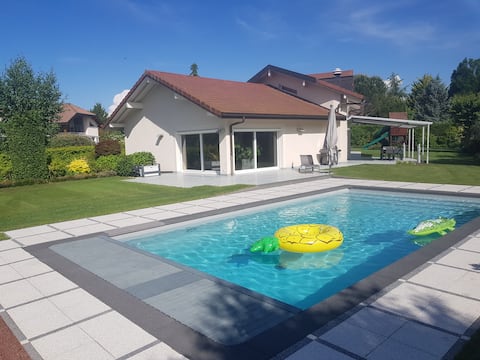 Beautiful large villa near lake and swimming pool at 28