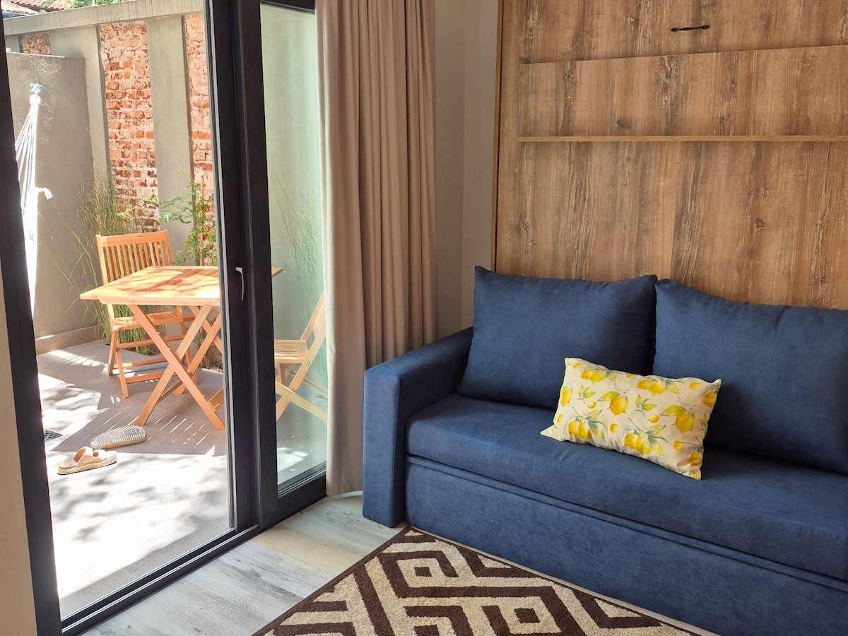 Top Airbnb: Relax in a modern studio with patio | Chula Vista in Mar Del Plata