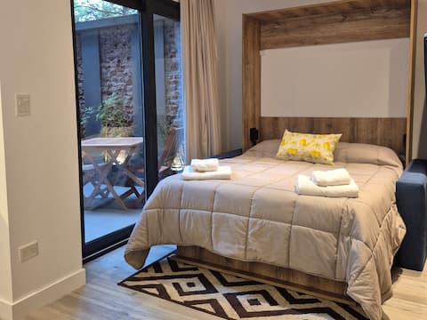 Top Airbnb: Relax in a modern studio with patio | Chula Vista in Mar Del Plata