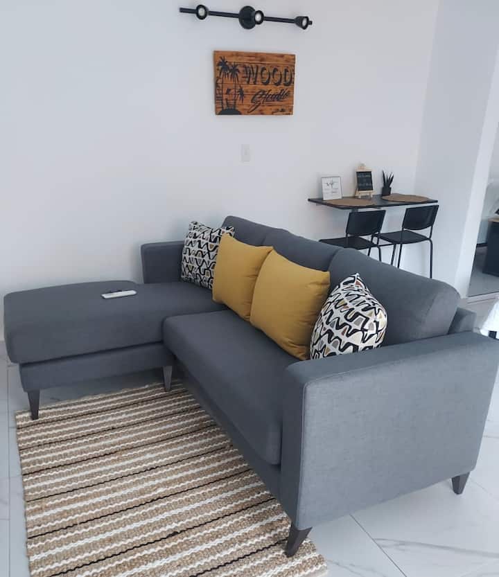 Wood Studio Pr - Levittown