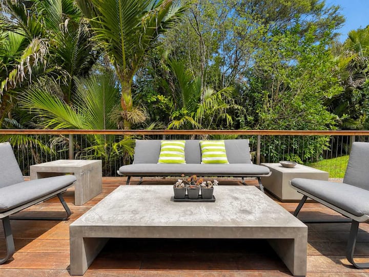 Tui Cottage -  Walk To Onetangi Beach - ワイヘケ島