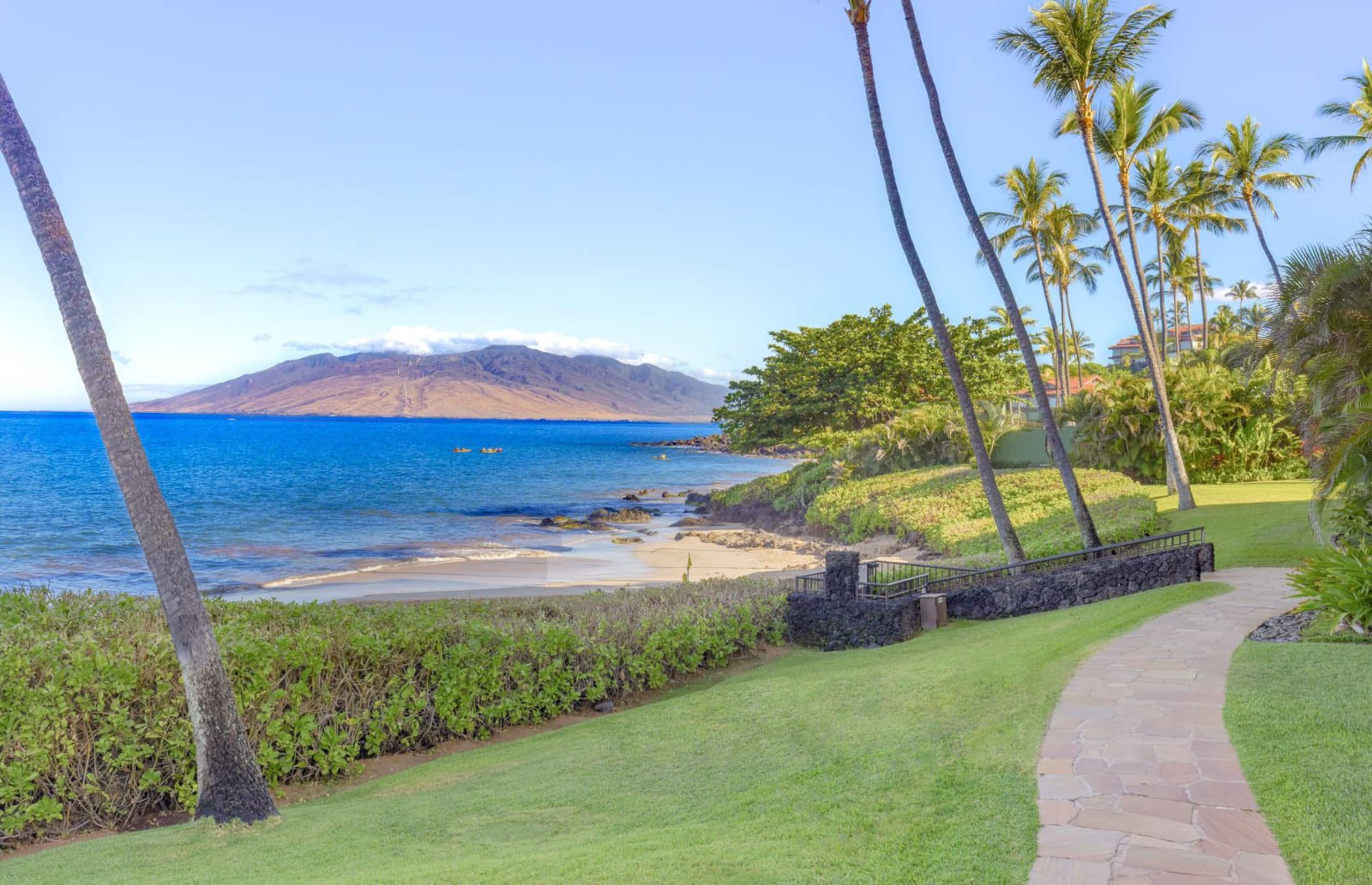 Condo in Kihei · ★4.83 · 2 bedrooms · 4 beds · 2 baths - Image 35