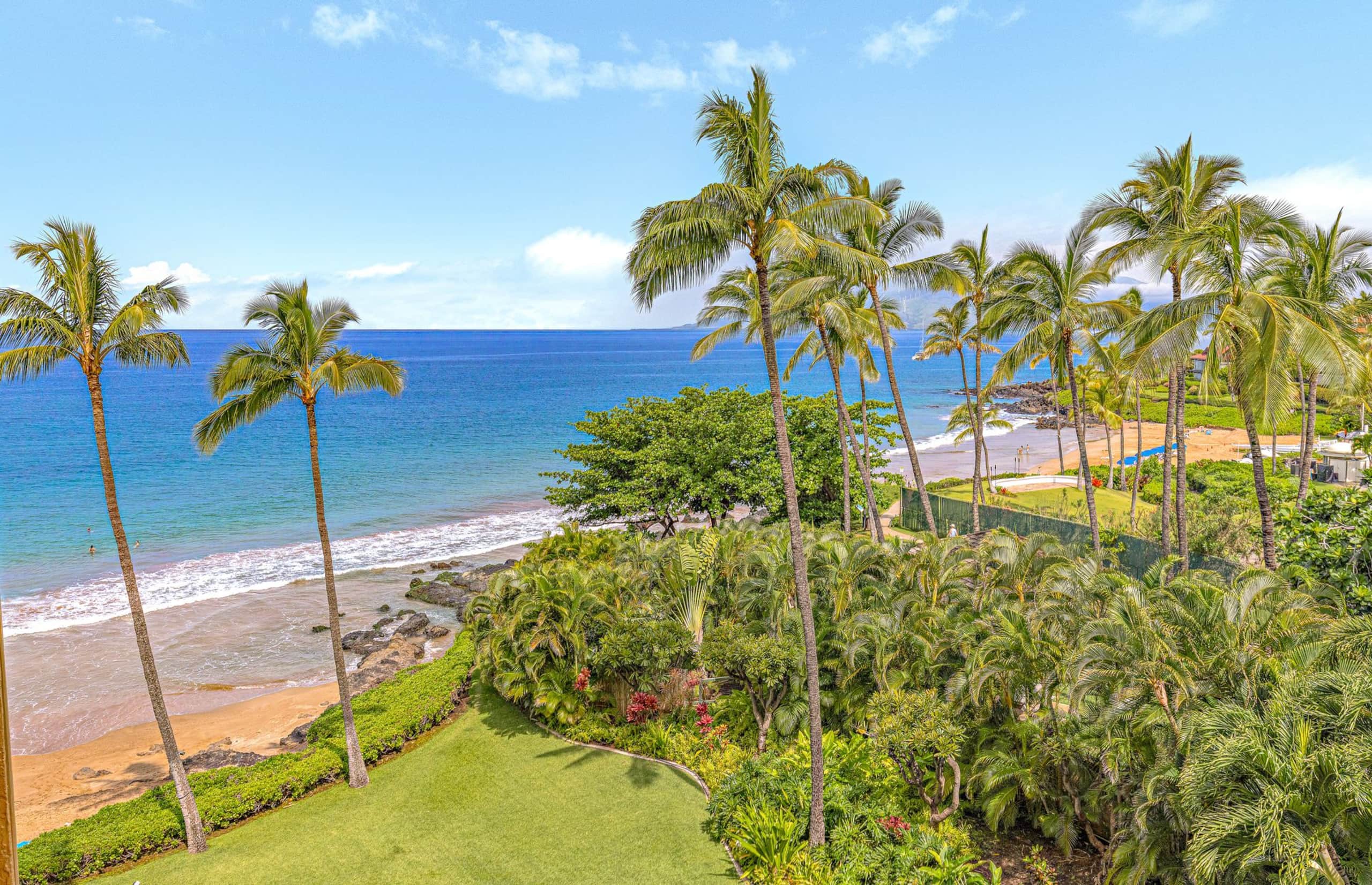 Condo in Kihei · ★4.83 · 2 bedrooms · 4 beds · 2 baths - Image 7