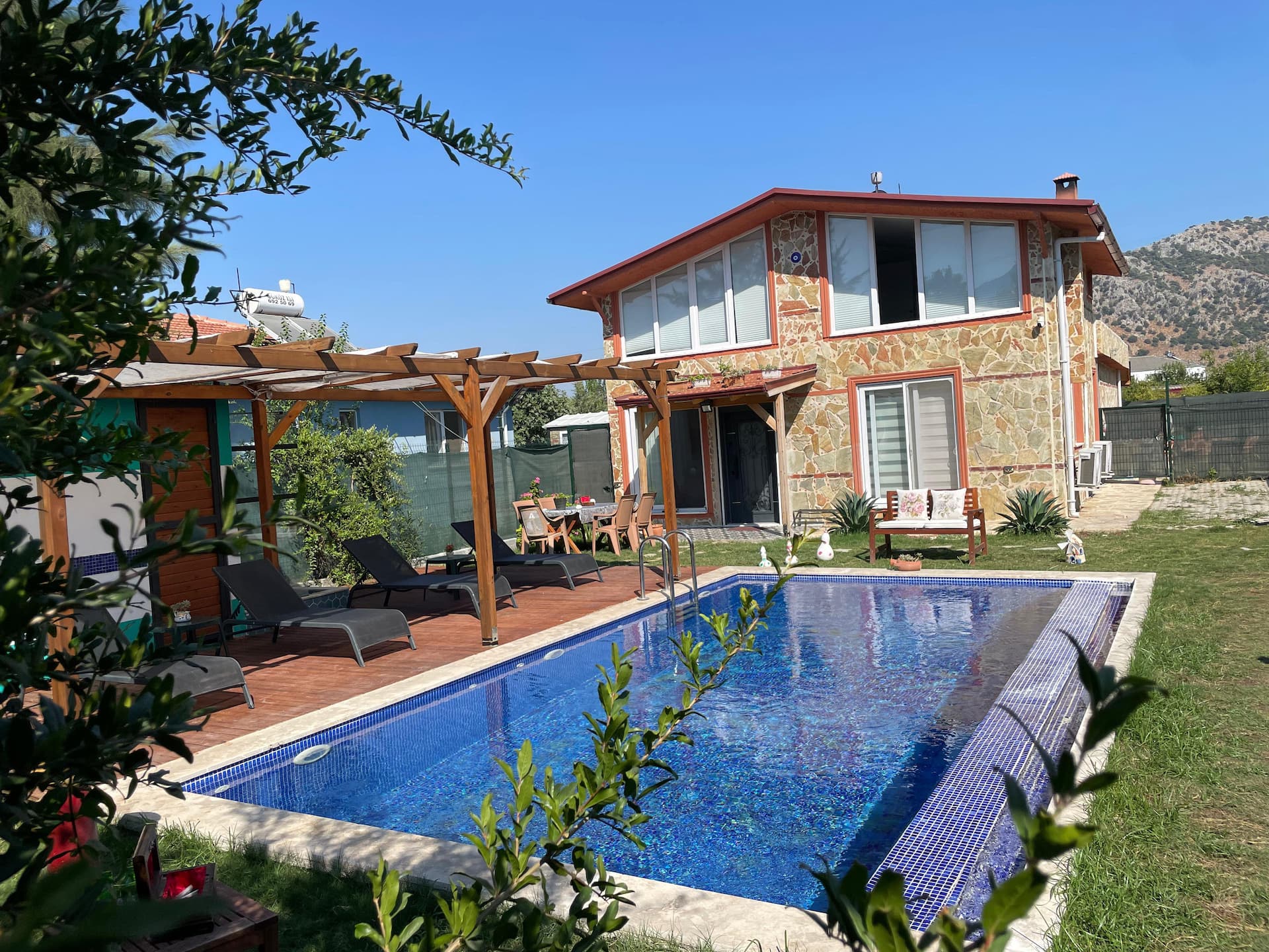 Cansu's Stonehouse, a stone villa with a private pool in Dalyan