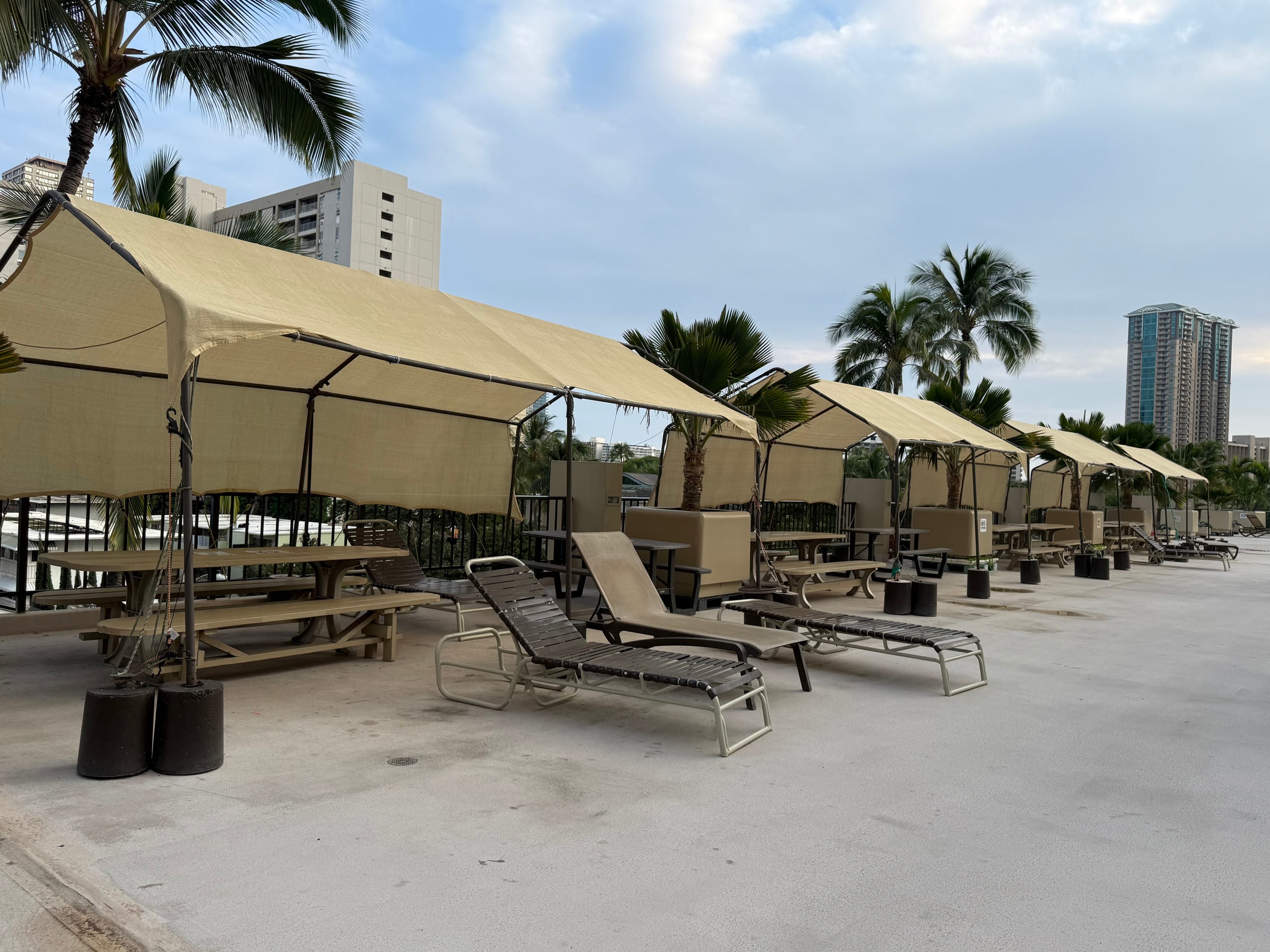 Waikiki | King Bed· 65”Screen@ No resort fee - Image 27