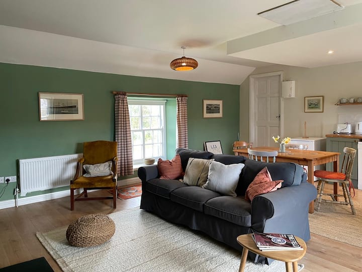 Stable Yard Apartment Above The Old Coach House - Irlande