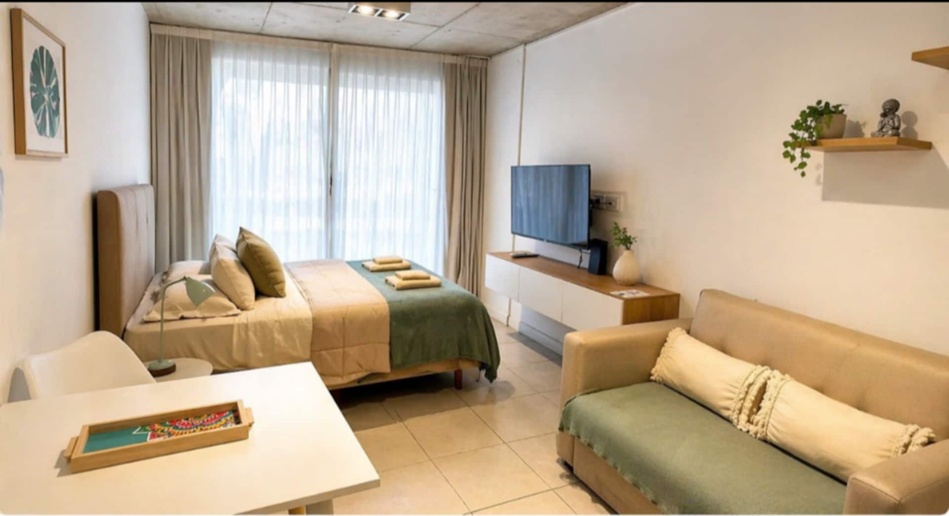 2A Modern new area University of Palermo 2 pax