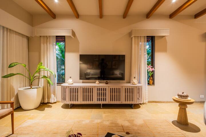 Living room 1 image 10