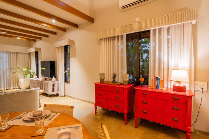 Living room 1 image 6