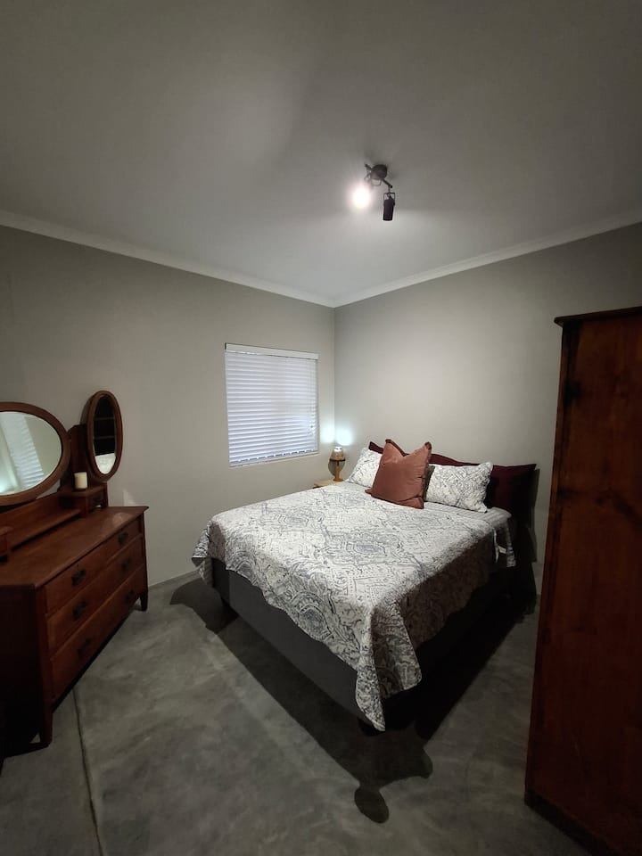 غرفة النوم 1