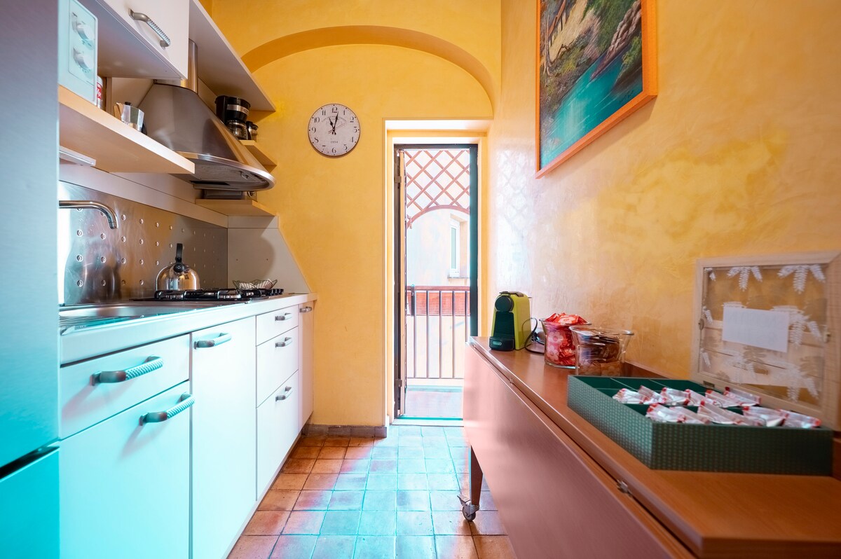 Successful Airbnb property: Piazza di Spagna NES house in Roma