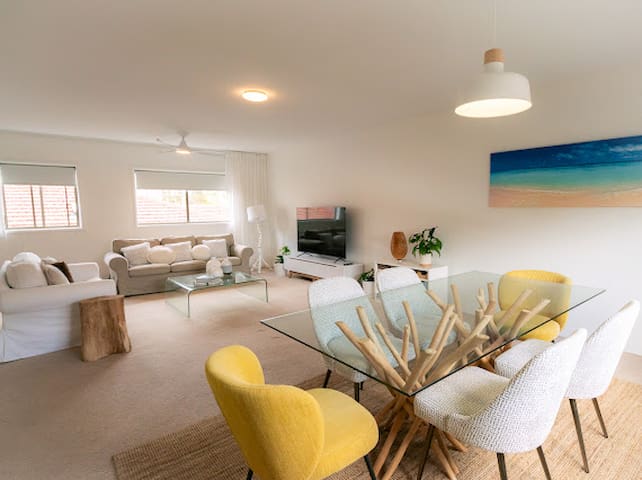 7 Lucky Stars, Fairlight