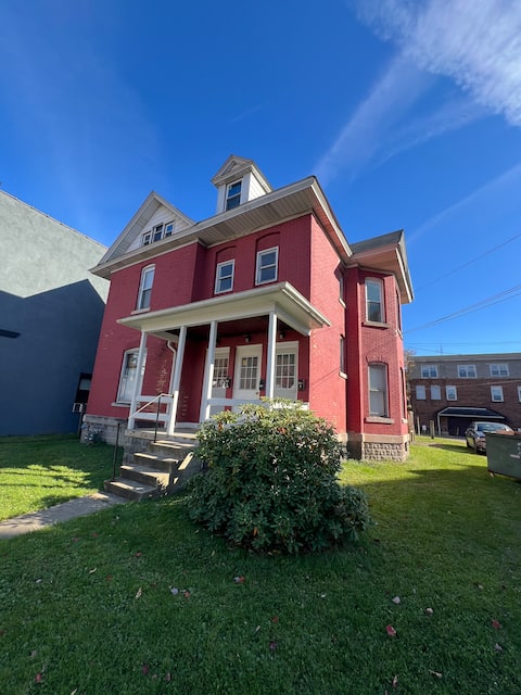 Downtown Ridgway Apartment