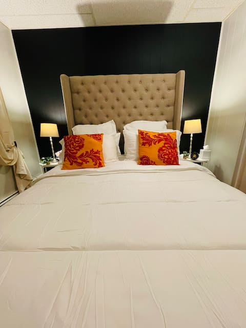 Super & Only Steps 2 NYC Train