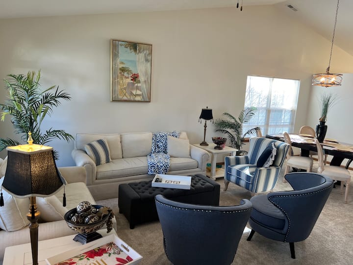 Cozy 3bed 2bath Ranch In Zionsville - Zionsville, IN