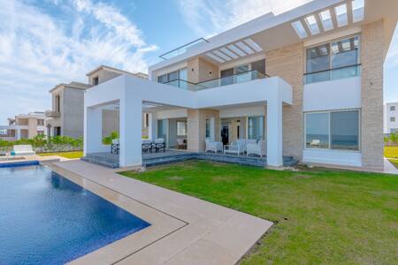 Royal Villa on the beach