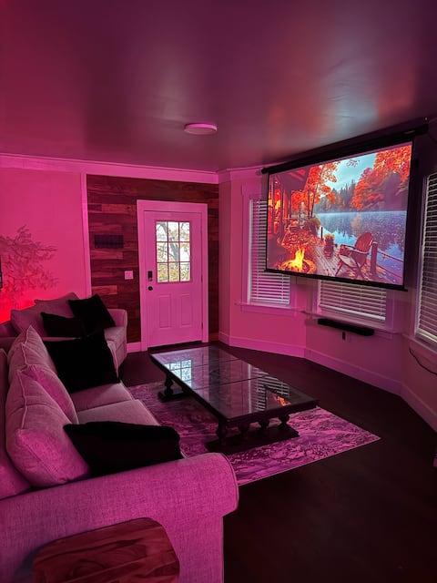 Strategic Suite- 2BD/1B/Wi-Fi/AC/HOT TUB