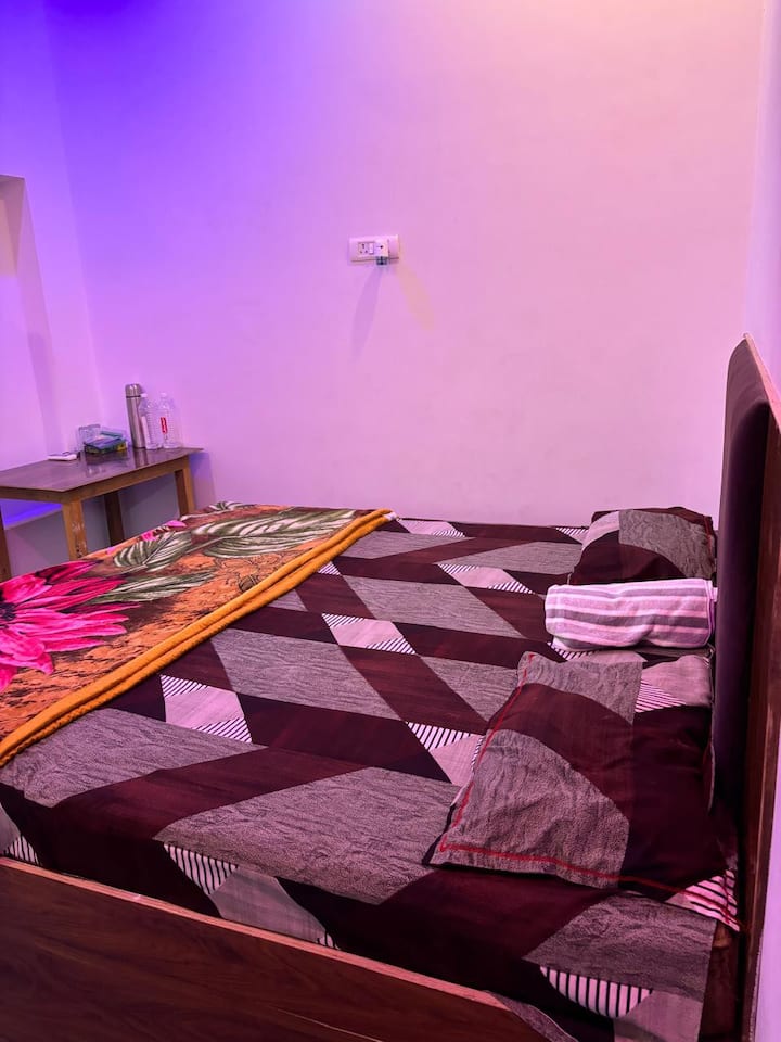 غرفة النوم 2