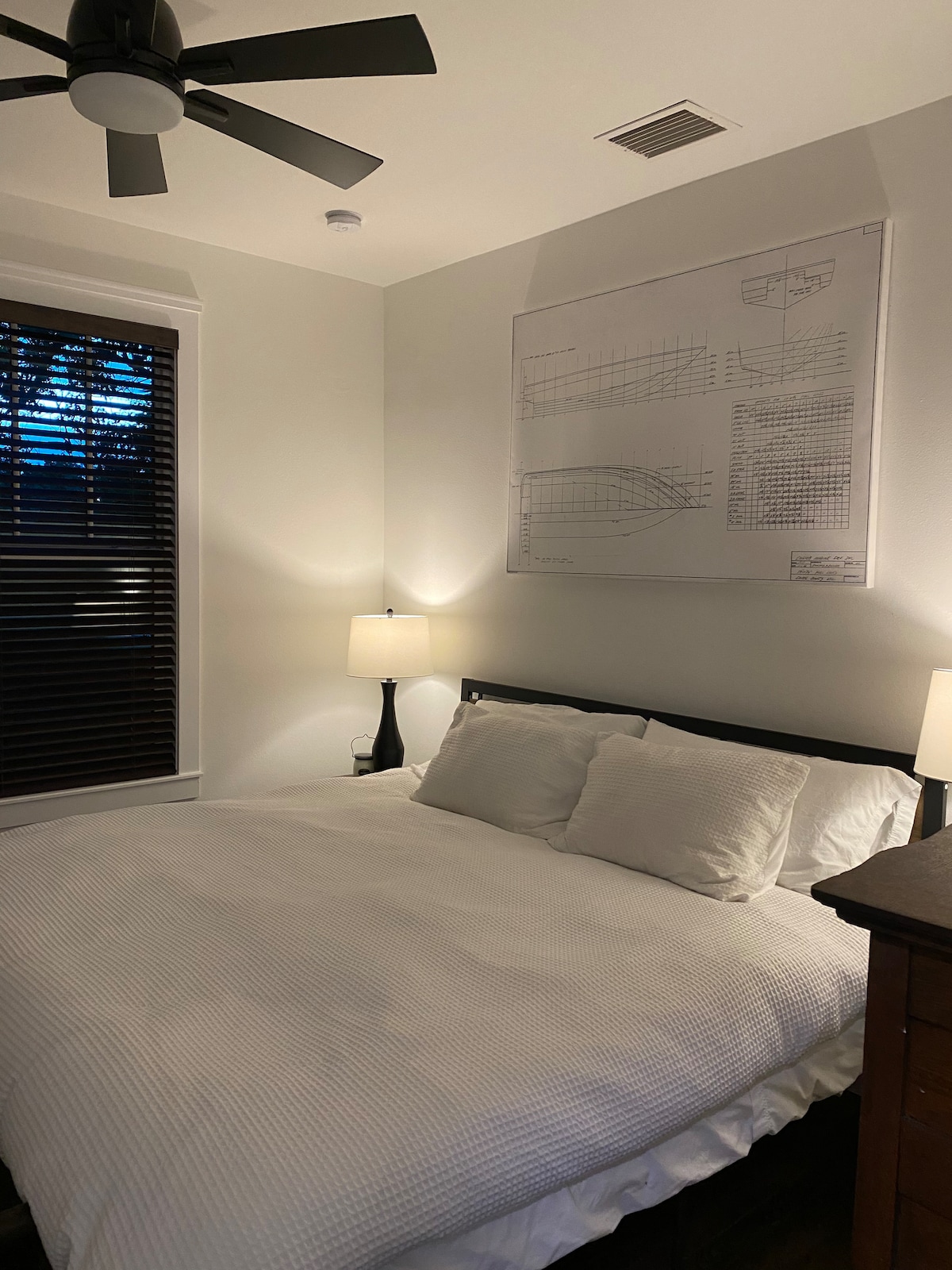 საძინებელი 1