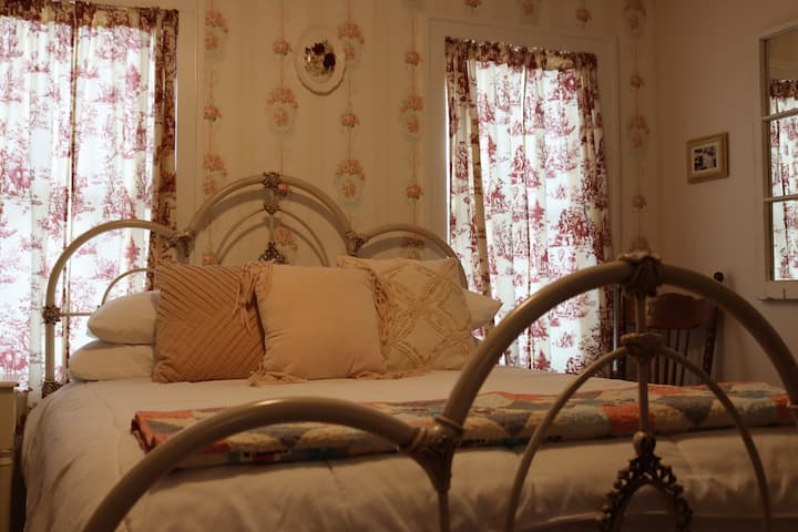 ಬೆಡ್‌ರೂಮ್ 1