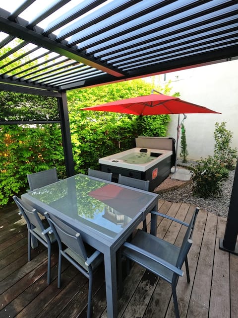 Cozy 2-room apartment with garden and jacuzzi 8 km from EuropaPark