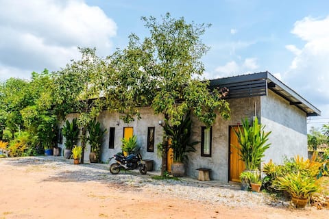 Baan Suan Siri Resort