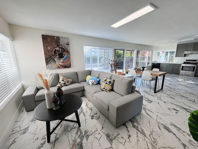 Beautiful house in mira mesa